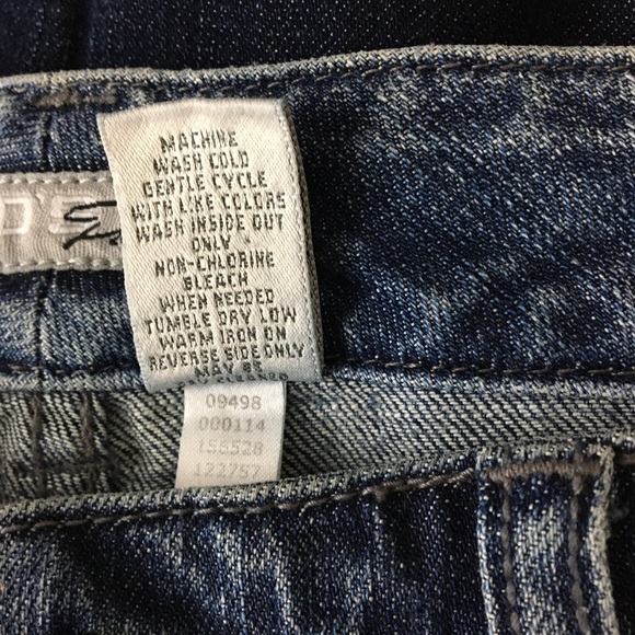 Chicos Jeans Womens Small 0.5/6 Blue Platinum Denim Slim Leg Rhinestone - Picture 8 of 8